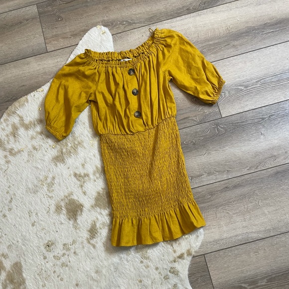 Zara Rustic smocked Dress in Mustard - Picture 4 of 7